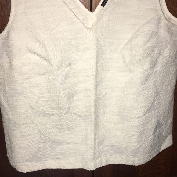 ❤️ PALM PRINT IVORY TANK NWT MEDIUM - Picture 7 of 16